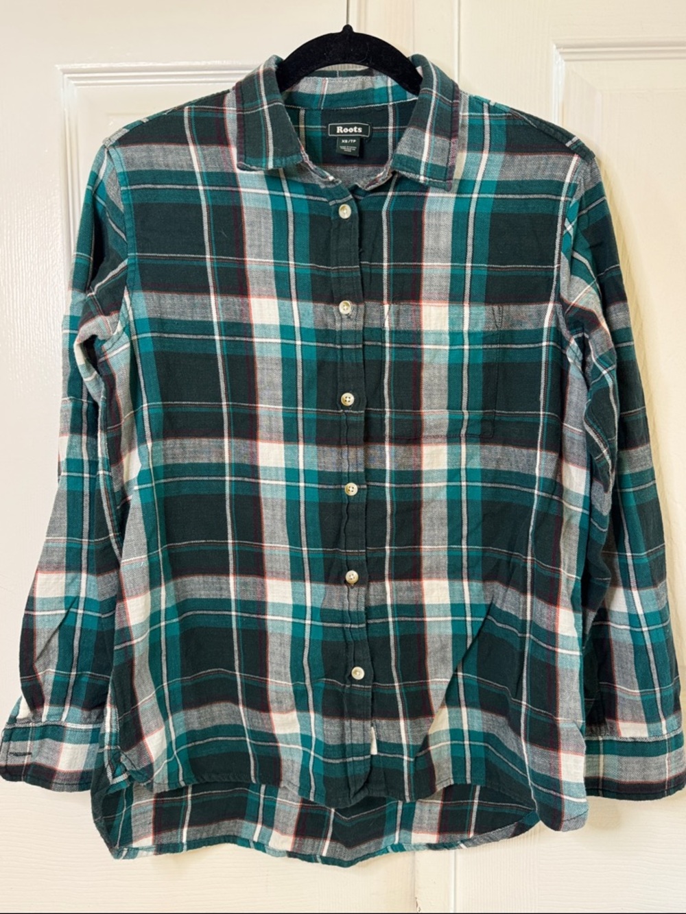 NWOT Roots Oversized Teal and Dark Green Plaid Button Down Flannel Shirt